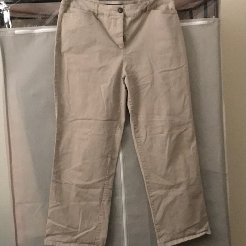 Women’s Croft & Barrow Stretch Khaki Pants Size 16 Short
